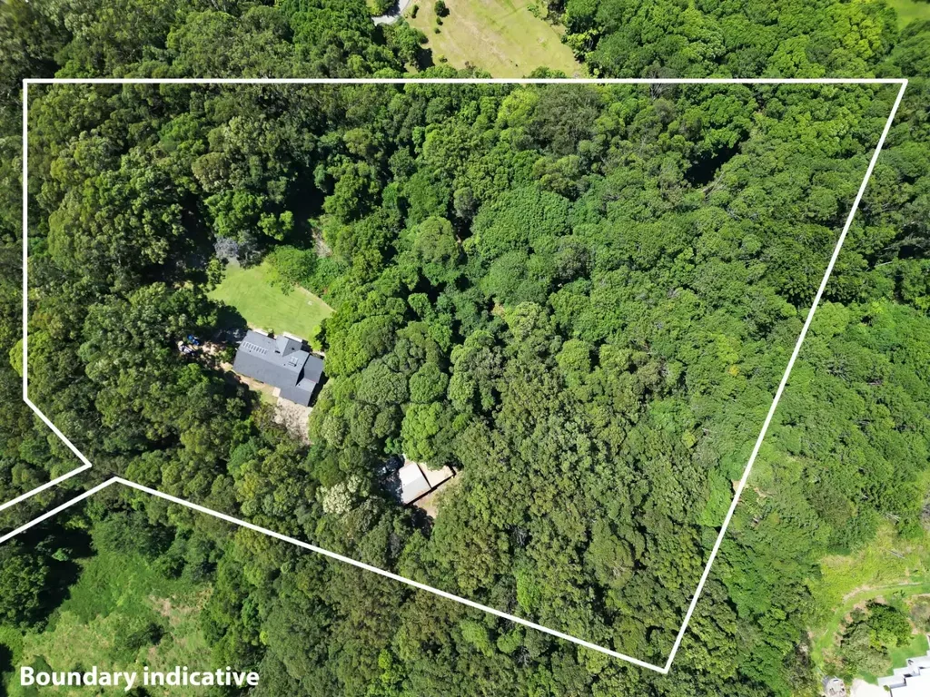 Currumbin Valley 4침실 Pine Forest Estate Promising Peace, Privacy, and Pristine Natural Beauty