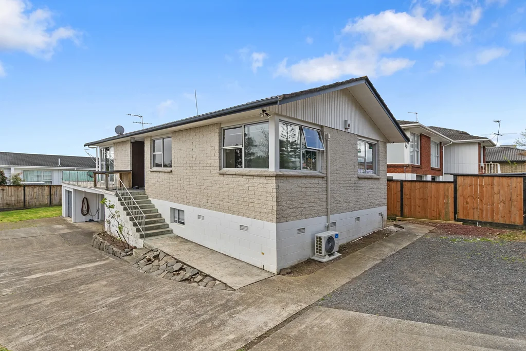 Pakuranga Heights 3ਬੈੱਡਰੂਮ 290 or 292 Pakuranga Rd (THAB)