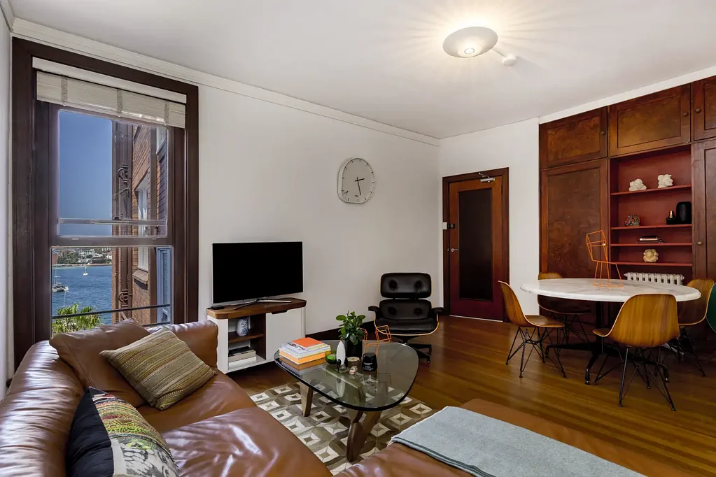 Sunlit Art Deco Sanctuary with Elizabeth Bay Views - Offered Unfurnished