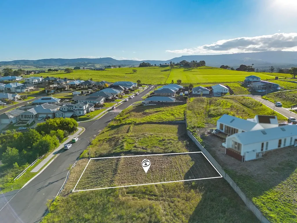 Milton Build Your Dream in Beautiful Milton – 770sqm Vacant Block!
