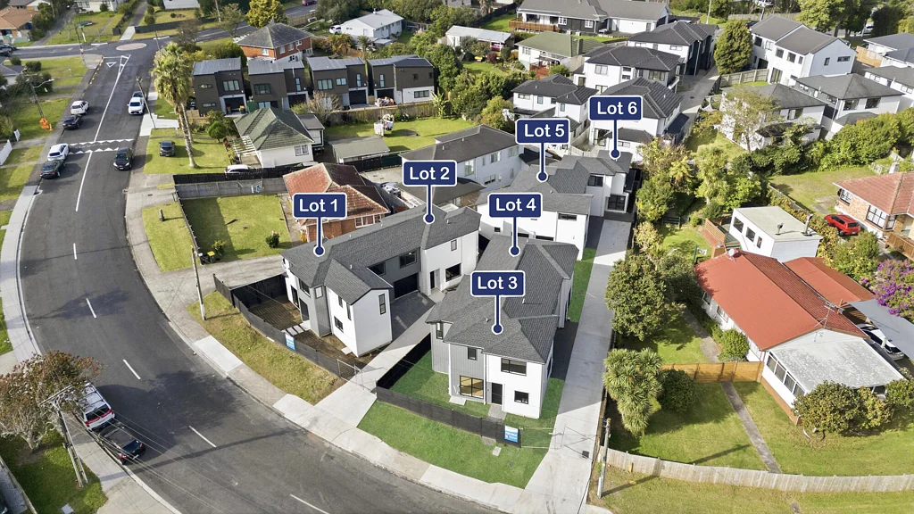 Manurewa 3房  Wonderfully Presented Boutique Designer Homes !