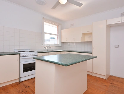 6 Mepstead Street, Whyalla Stuart, Outback, 3 कमरे, 1 बाथरूम, Apartment