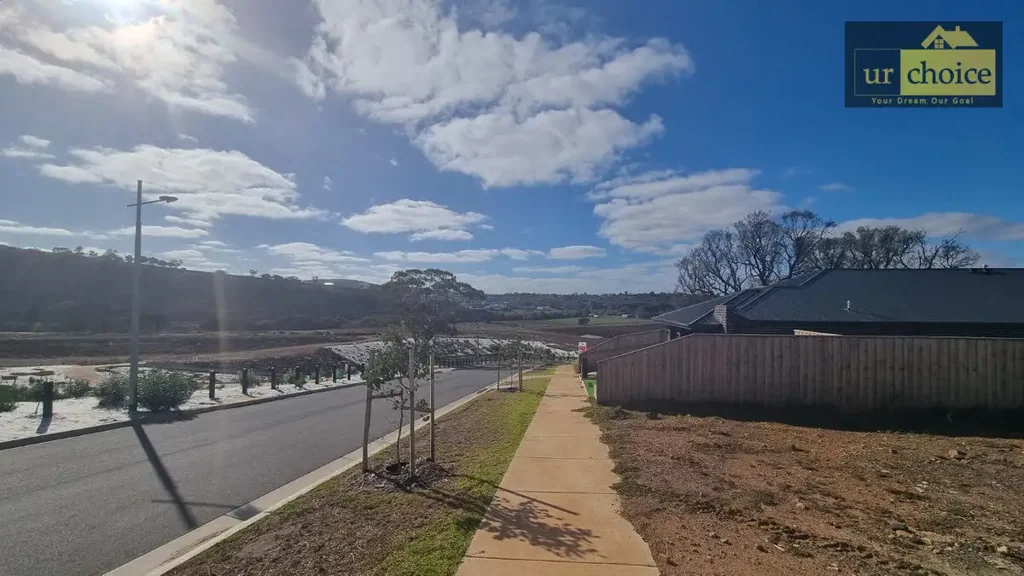 Maddingley House & Land Package Available