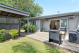 1/48A Taharoto Road, Takapuna