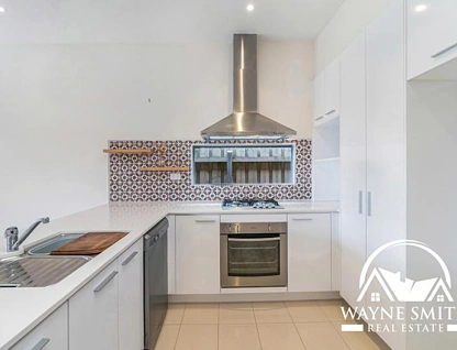 9/32 Rutledge Street, Kilmore, VIC 3764, 3房, 2浴, Townhouse