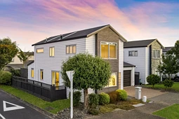 39 Vinograd Drive, Te Atatu Peninsula