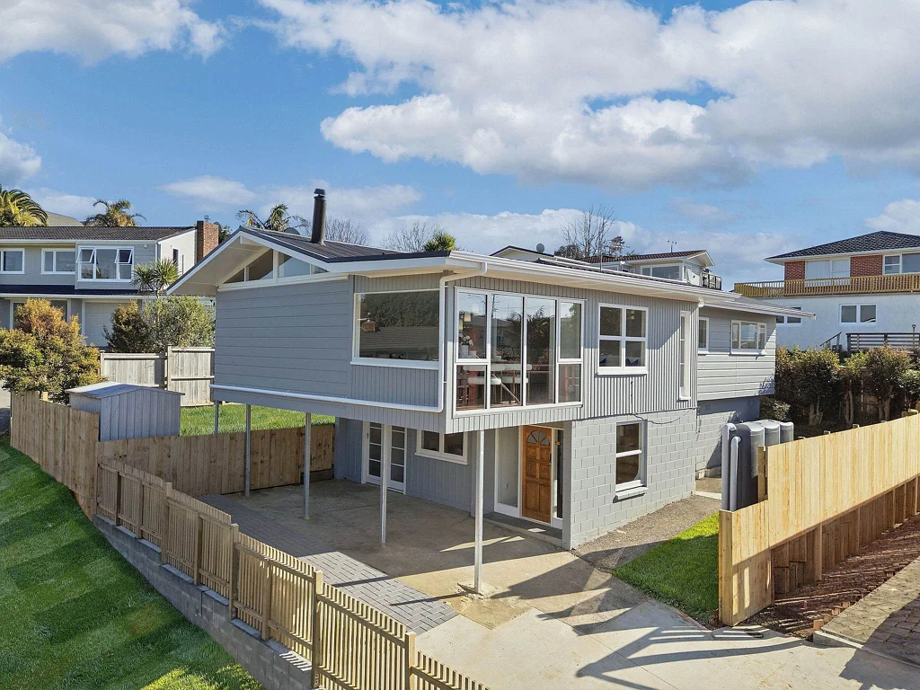 Hillcrest 3chambre Family Home in Westlake Zone & Sky Tower Views