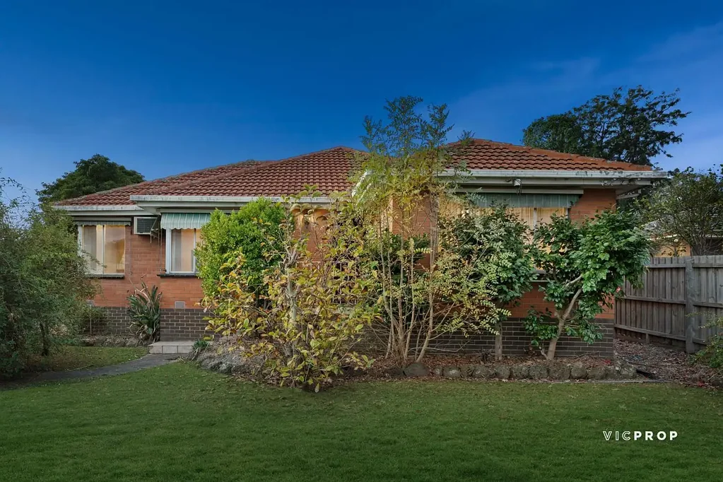 25 Moira Avenue, Ferntree Gully, VIC 3156