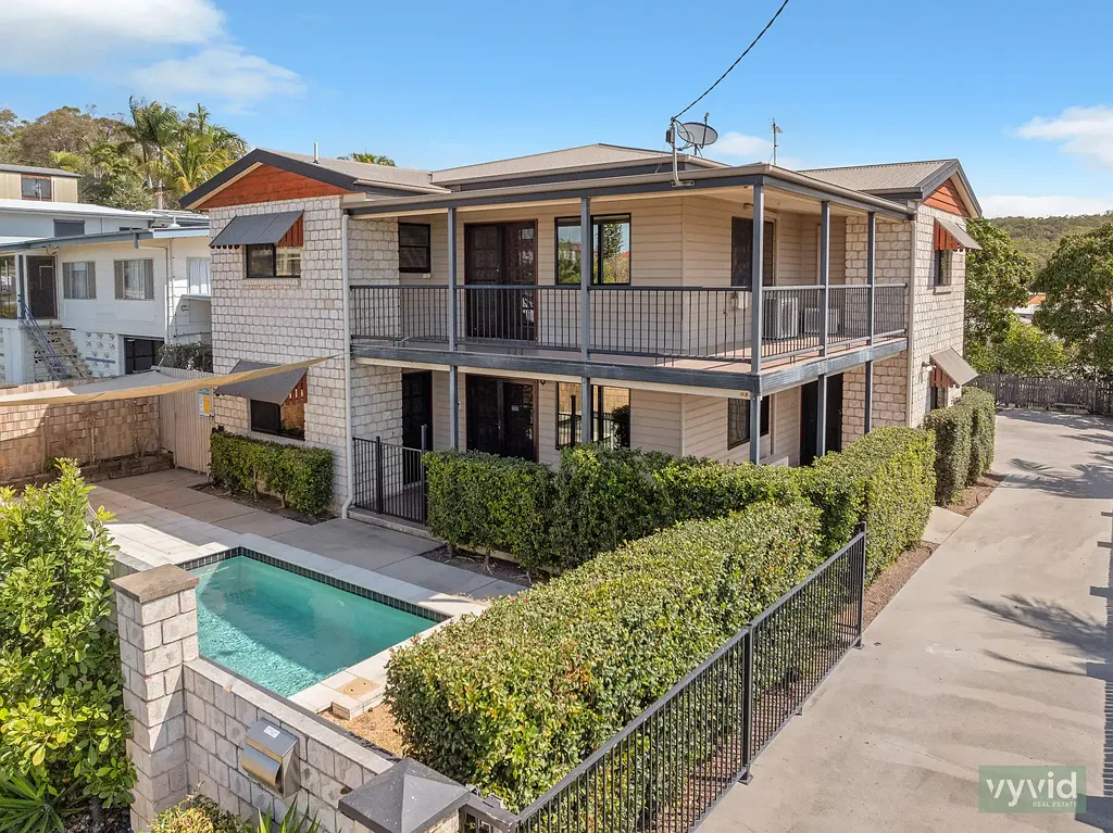 South Gladstone 5غرفة نوم UNDER CONTRACT - Lifestyle living in Central Location