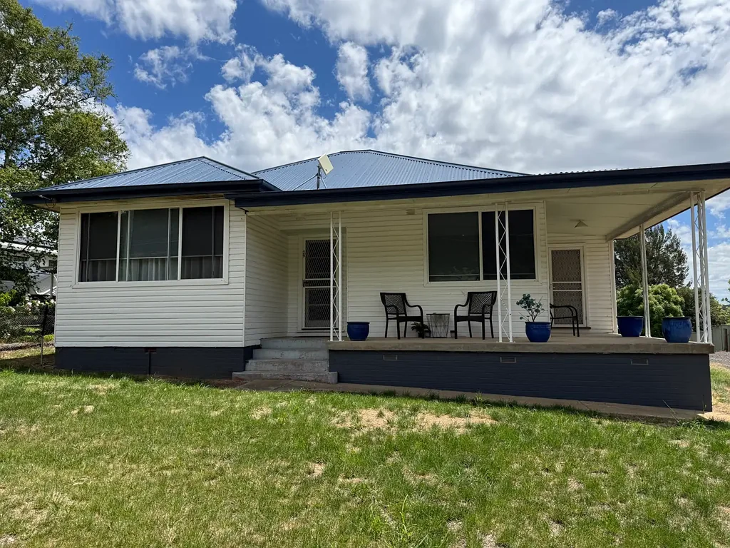 Charming Furnished 3 Bedroom Home | Flexible Lease Options | Ideal for Contractors
