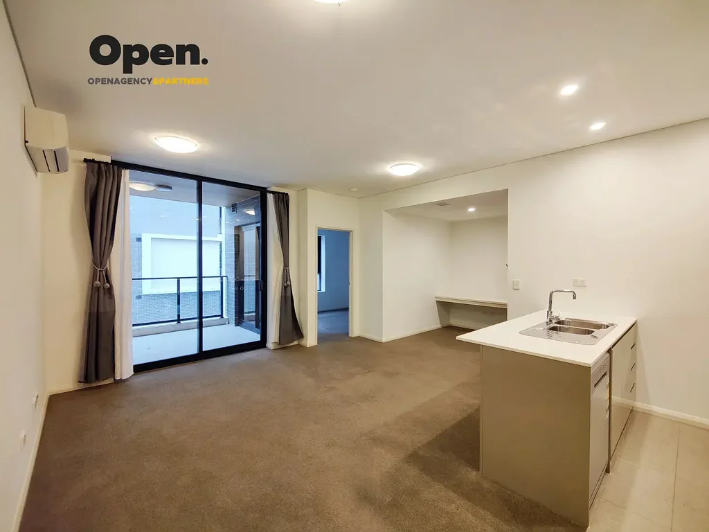 Modern One Bedroom Apartment NOW LEASING!!!
