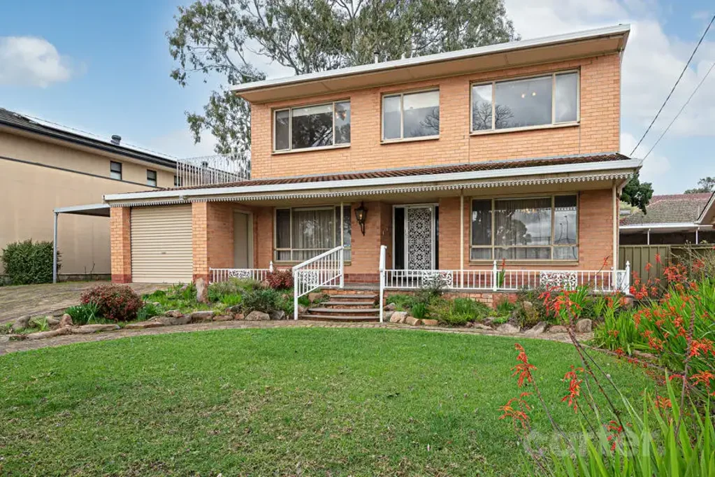 Linden Park 4chambre A Linden Park Classic with Endless Potential