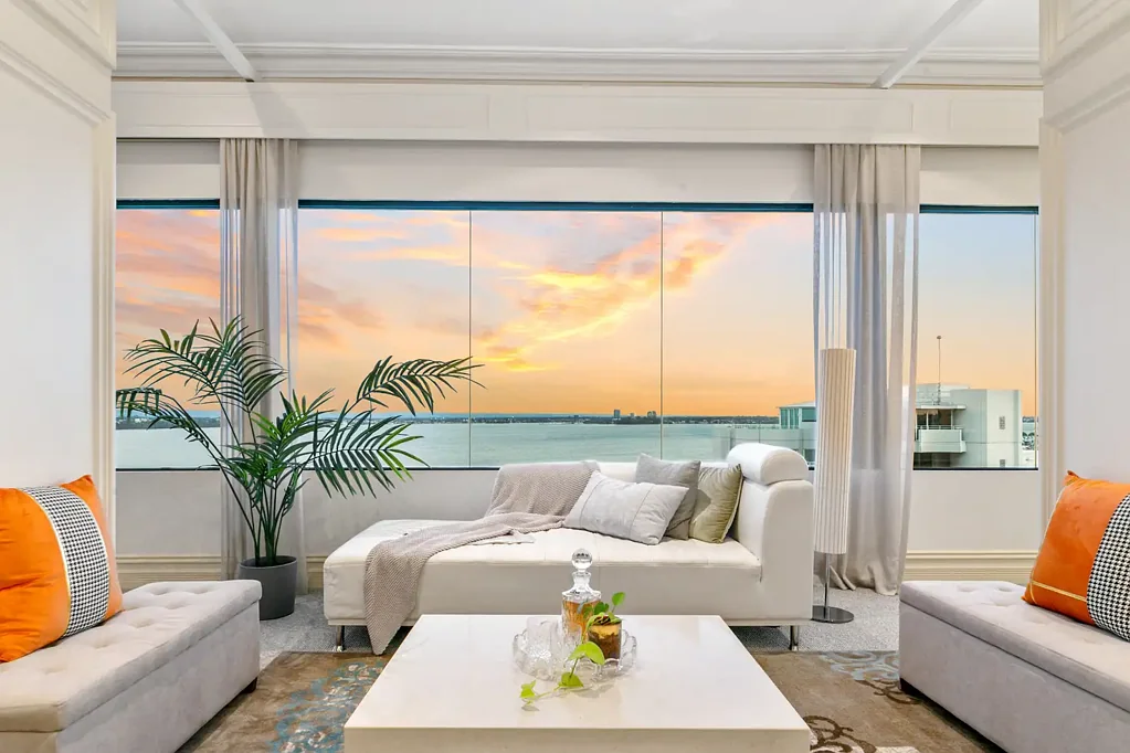 Crawley 4બેડરૂમ The Pinnacle of Affluent Living