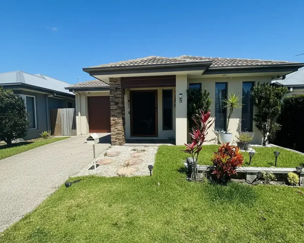 5 Spinifex Street, Palmview, QLD 4553