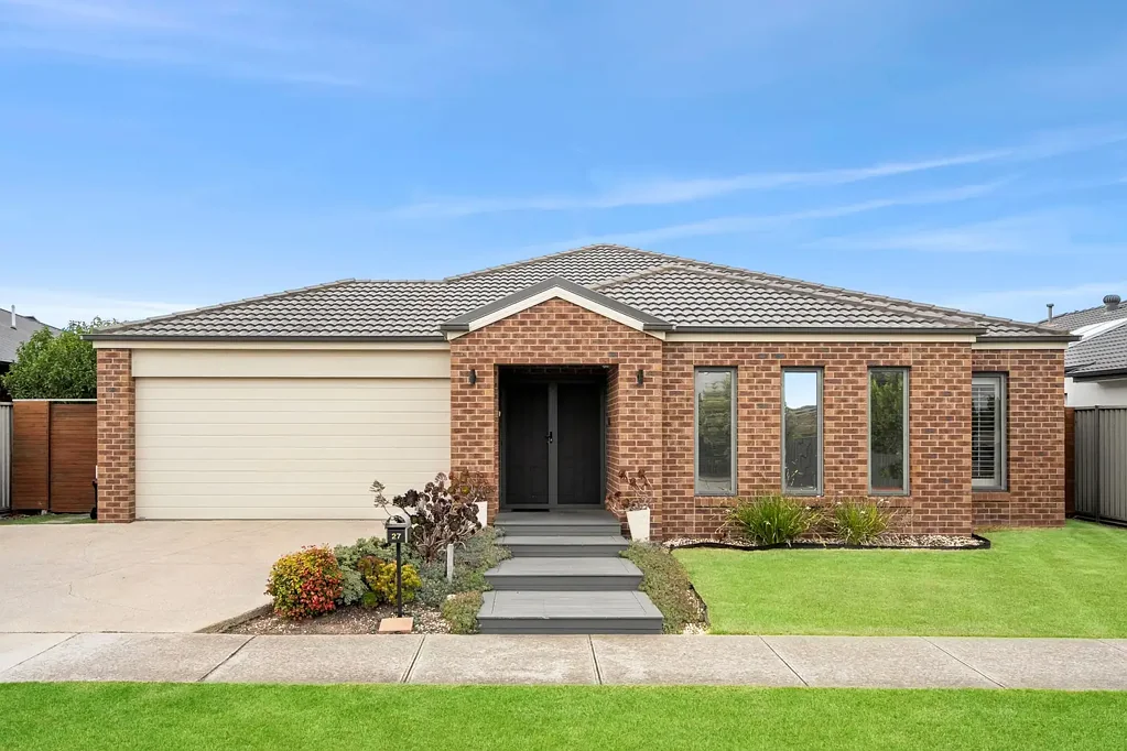 27 Weerana Way, Lara, VIC 3212