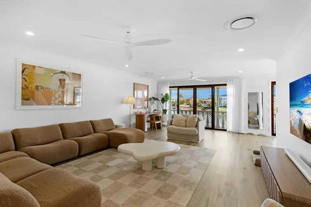 Waterfront Lifestyle Meets Coastal Convenience