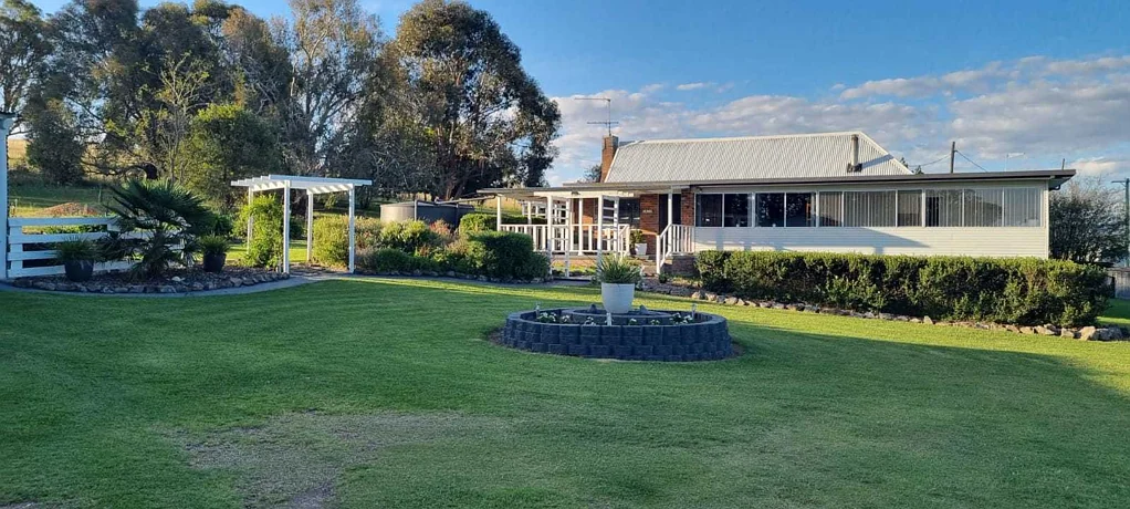 Armidale 4房  TRANQUIL LIVING MINUTES FROM THE CBD