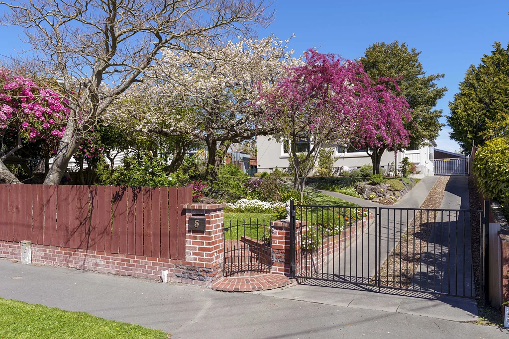 Hoon Hay 3બેડરૂમ Character, comfort, and a whole lot of heart