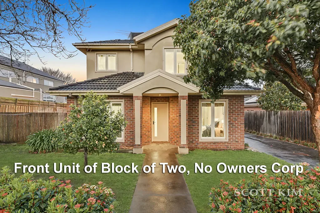 Mount Waverley 4 Bedroom Bright & Spacious Front Home with No Owners Corporation