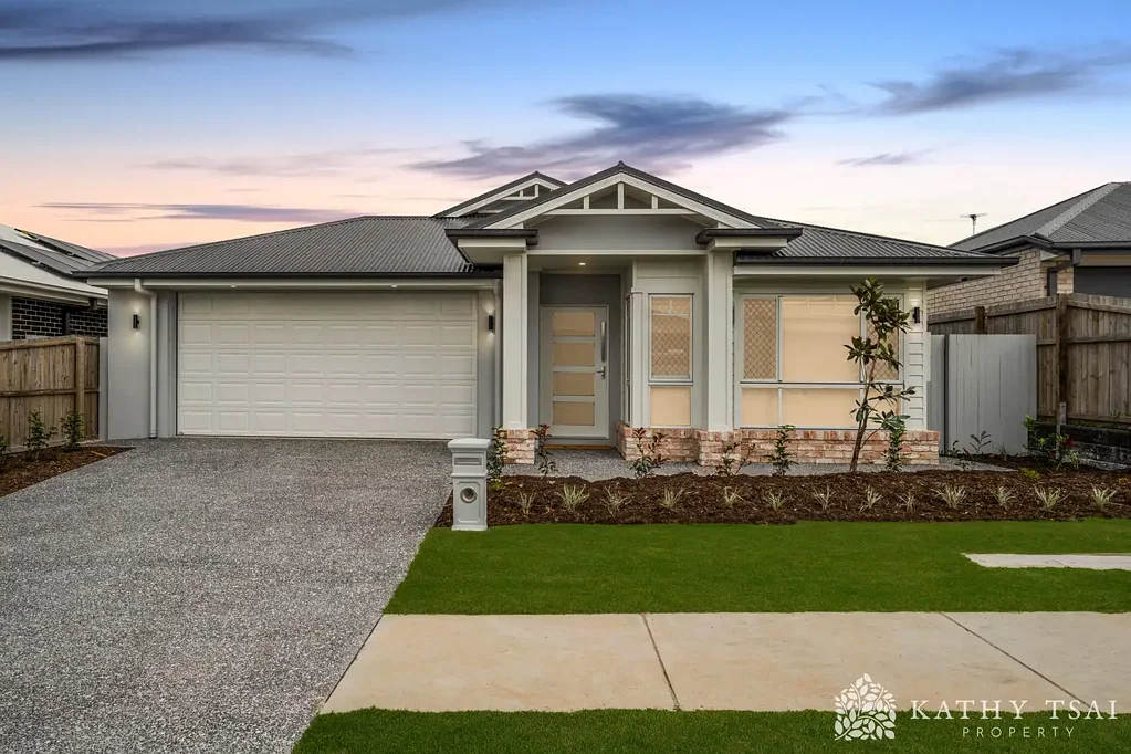 Redland Bay 4 Slaapkamer Brand New, Builder's Warranty Included: Spacious Family Living in the Heart of Shoreline Estate