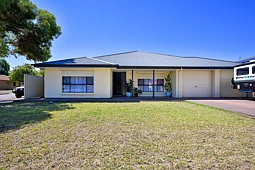 2 Needlebush Street, Whyalla Stuart