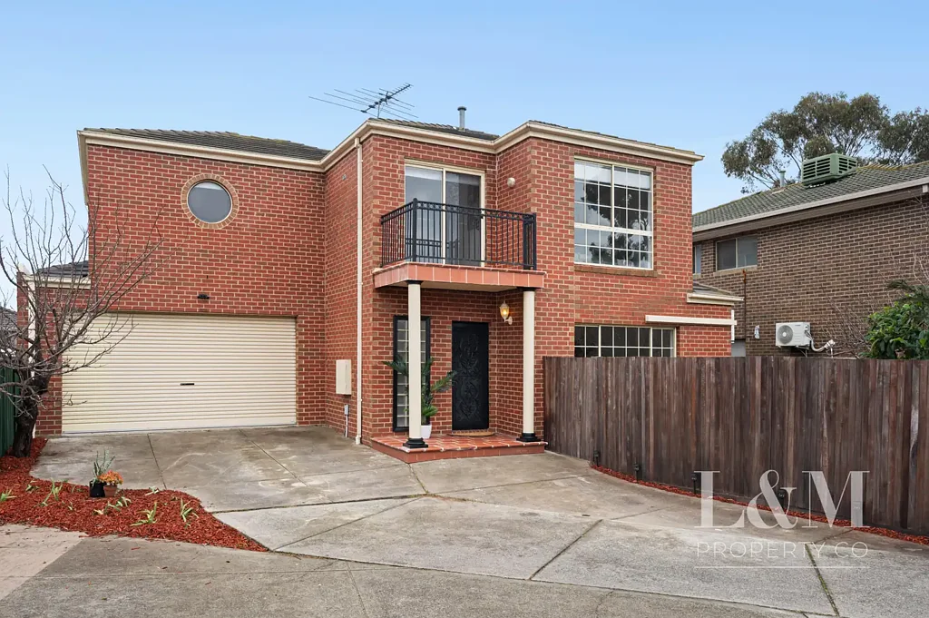 Broadmeadows 3 Slaapkamer A rare find in a Highly Desirable Location!