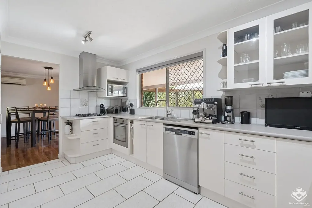 Cedar Grove 4ਬੈੱਡਰੂਮ Escape the Ordinary on a 3 Acre Fully-Fenced Paradise