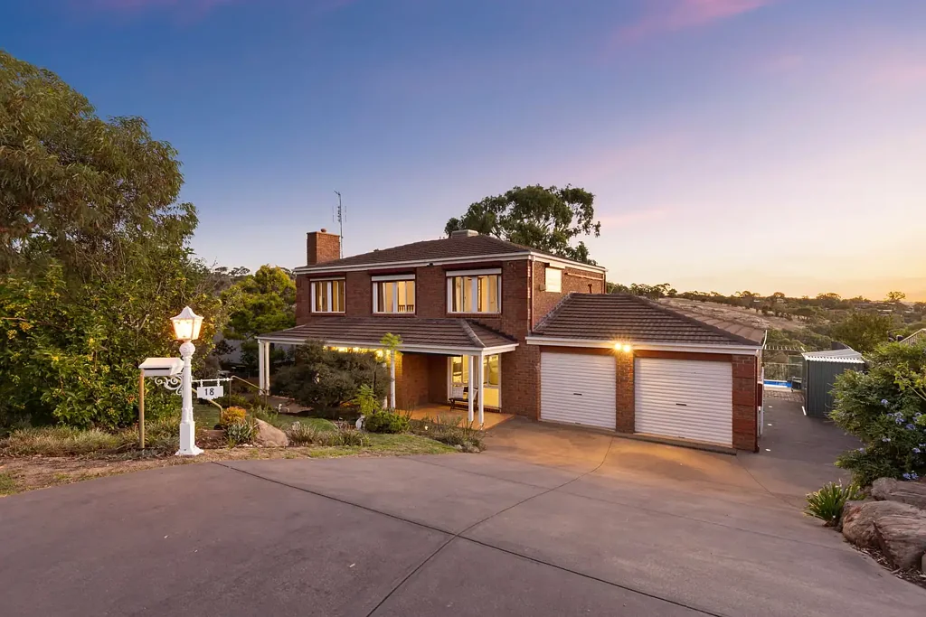 18 Redgum Drive, Pasadena, SA 5042