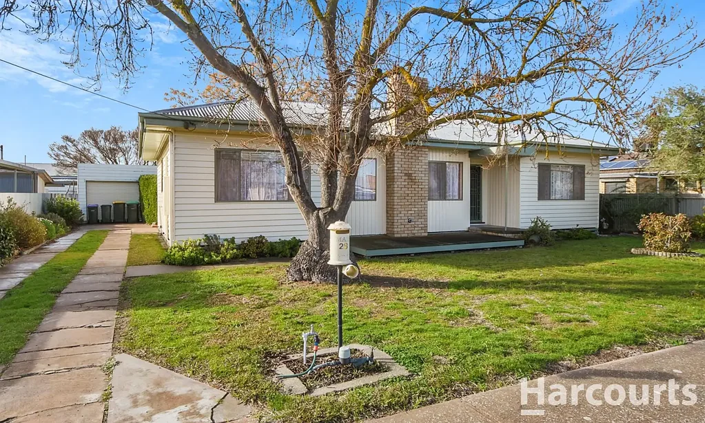 28 Alexander Avenue, Horsham, VIC 3400