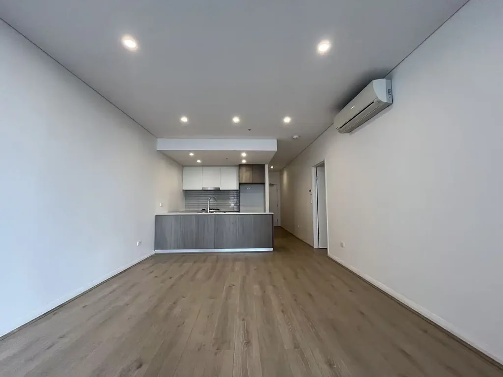 One Bedroom Apartment For Lease
