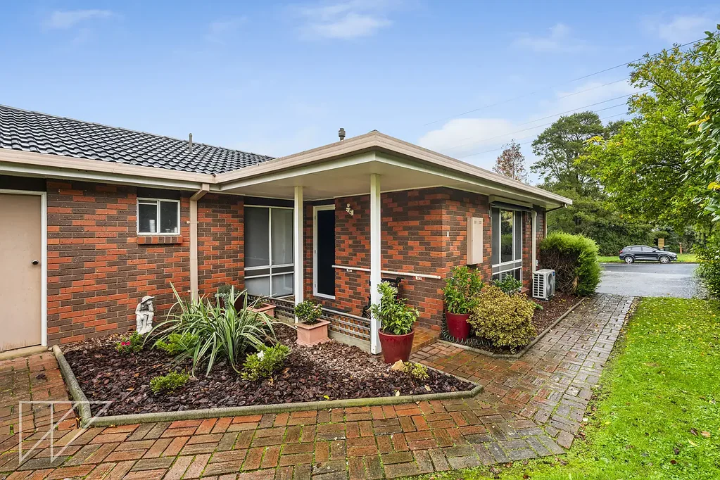 Warragul 2 Bedroom Renovated Investment Opportunity with Secure Long-Term Lease