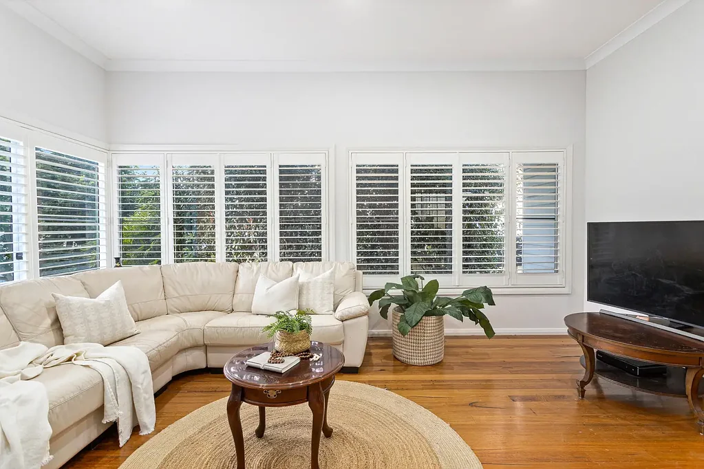 Shell Cove 3房  Stylish Single-level Living