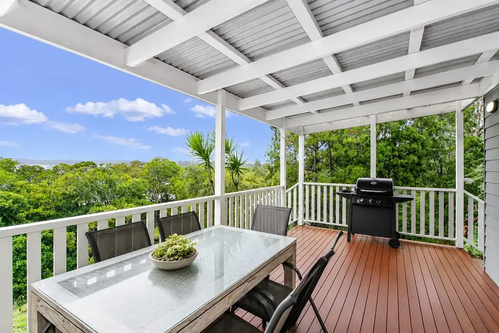 Macleay Island 1ห้องนอน Simple Near New  Waterfront Living -  Beautiful views to Stradbroke Island