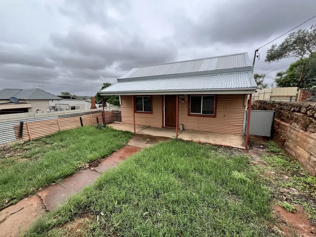 202 Carbon Street, Broken Hill, NSW 2880