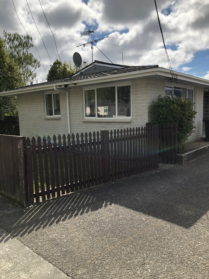 1/12 Wilford Street, Wallaceville, Upper Hutt, 2 Kuwarto, 1 Banyo