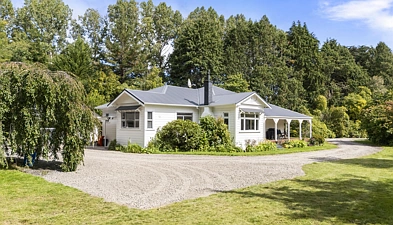 Pohangina 4房  Character, comfort and country living