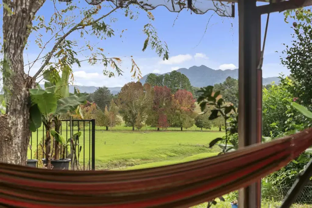 Bellingen 3 Bedroom Comfortable Family Living with  Mountain Views