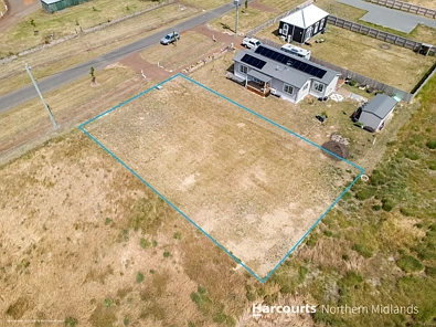 Ross Ready to Build in a Charming Historic Village