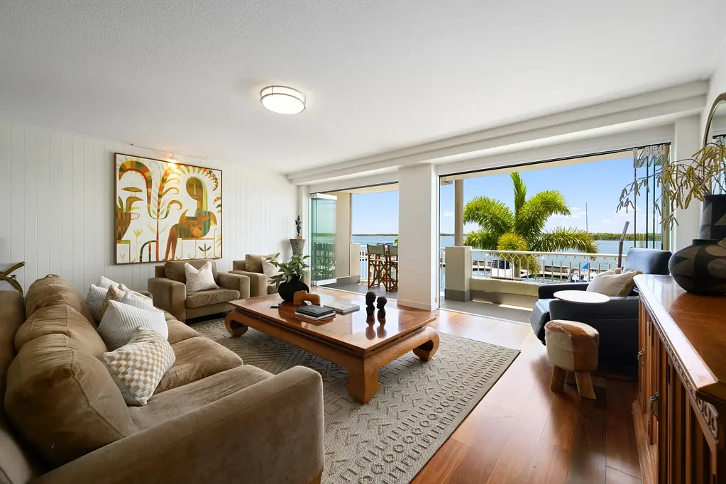 Hollywell 3 Slaapkamer Waterfront Apartment with 30ft Marina Berth | Port Meirion