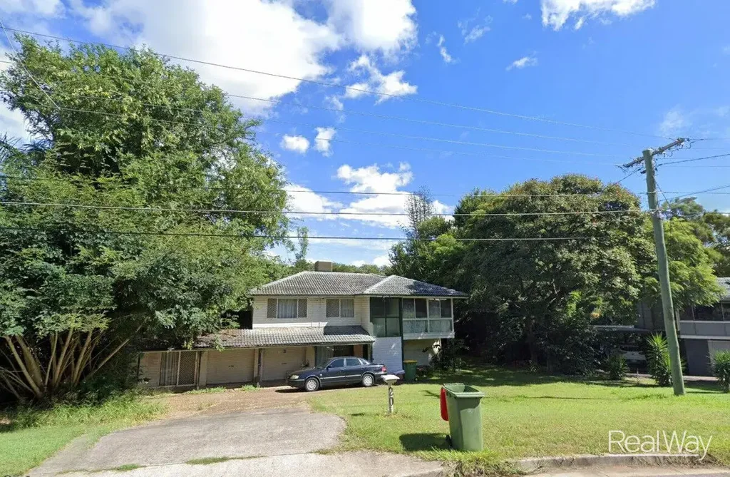 Redbank Plains 3chambre DA APPROVED & READY TO ROLL – 4,115m² OF LAND WITH BIG POTENTIAL!