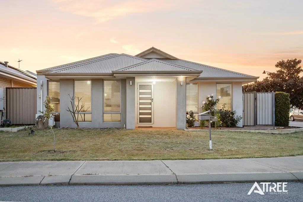 20 St Tropez Gardens, Piara Waters, WA 6112