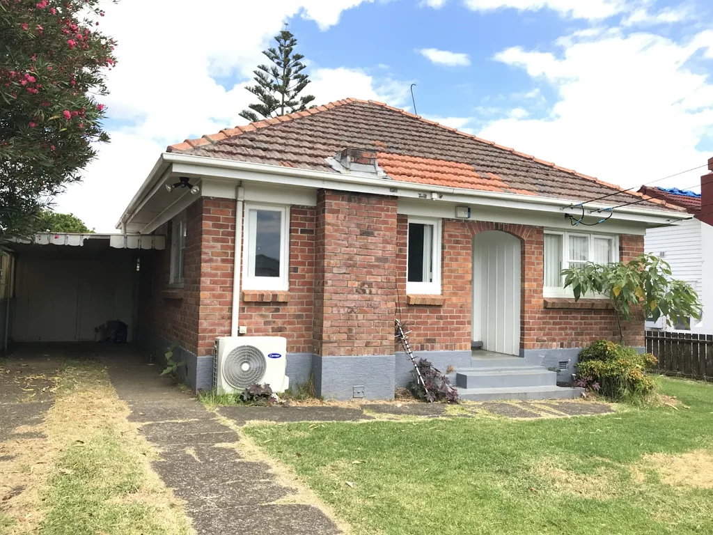 PAPATOETOE, 5 BEDROOMS