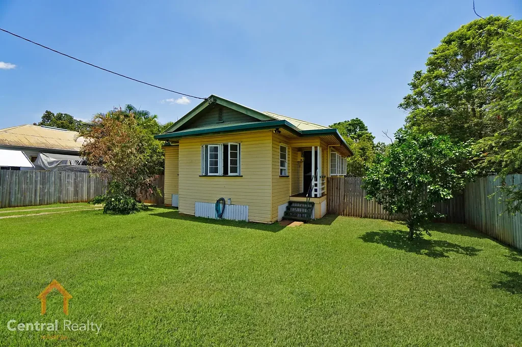 17 Troughton Street, Mareeba, QLD 4880