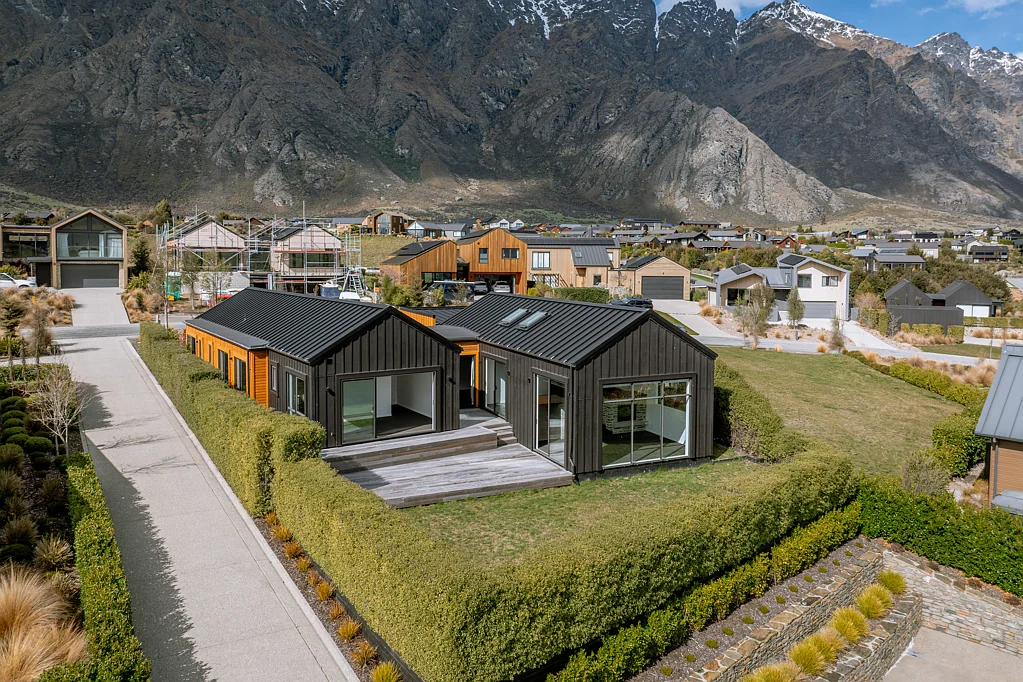 Jacks Point 4Kwarto Price dropped $70,000. Urgent sale in Jacks Point