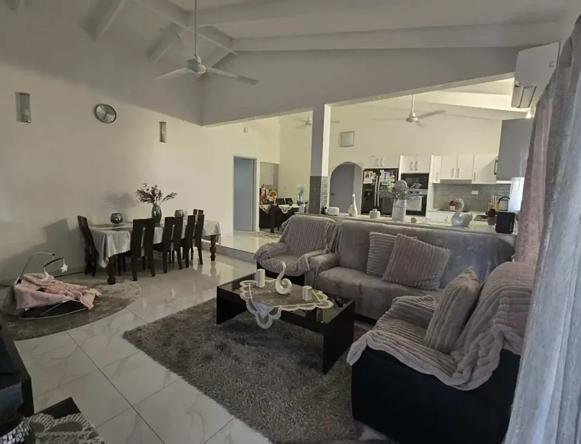 Unit 1/17 Gotham Street, Leanyer, Darwin Suburbs, 3 Bedrooms, 2 Bathrooms, Apartment