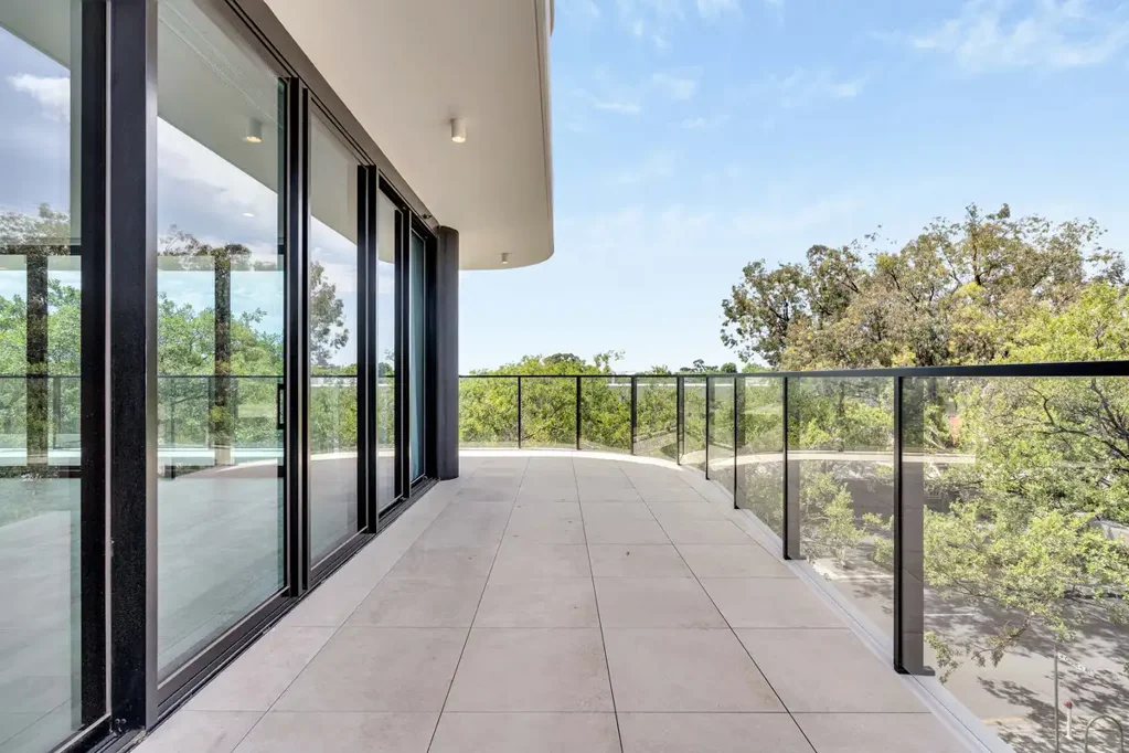 BRAND NEW EXCLUSIVE LUXURY APARTMENT IN THE HEART OF NORWOOD
