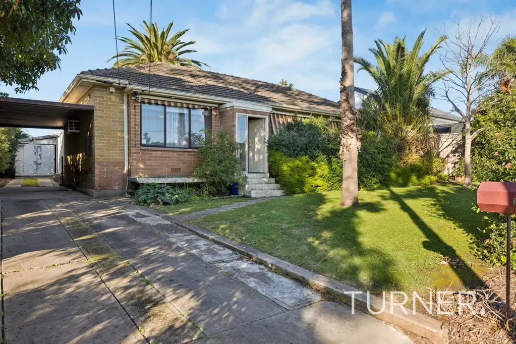 Seacombe Heights 3Habitaciones Paint, Polish and Prosper - Three-Bedroom Home in a great location!