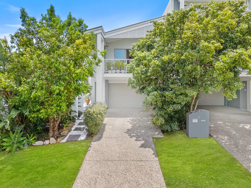 Varsity Lakes 3غرفة نوم Stunning Private End Townhouse