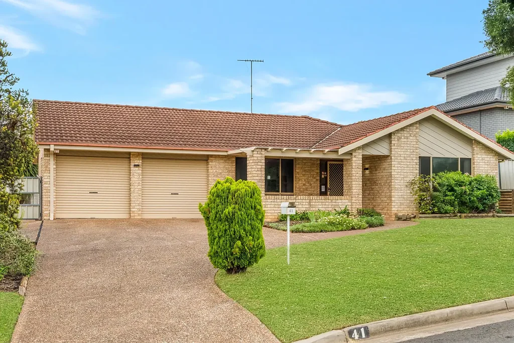 41 Kearns Avenue, Kearns, NSW 2558