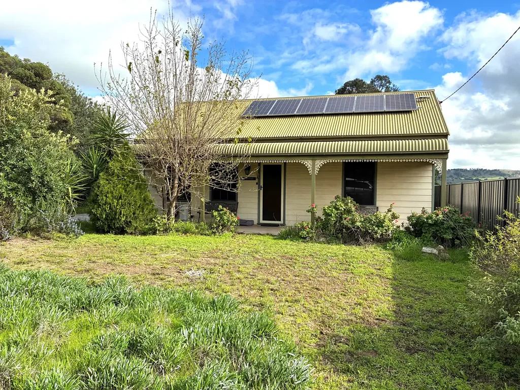 Merriwa 2ਬੈੱਡਰੂਮ Cottage with a picket fence!